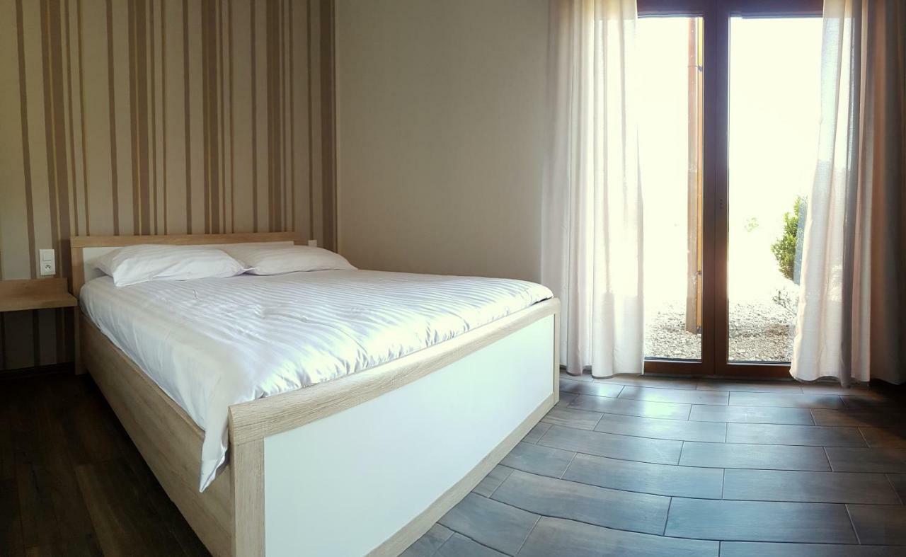 B&B Dom Z Bali Miłków Esterno foto