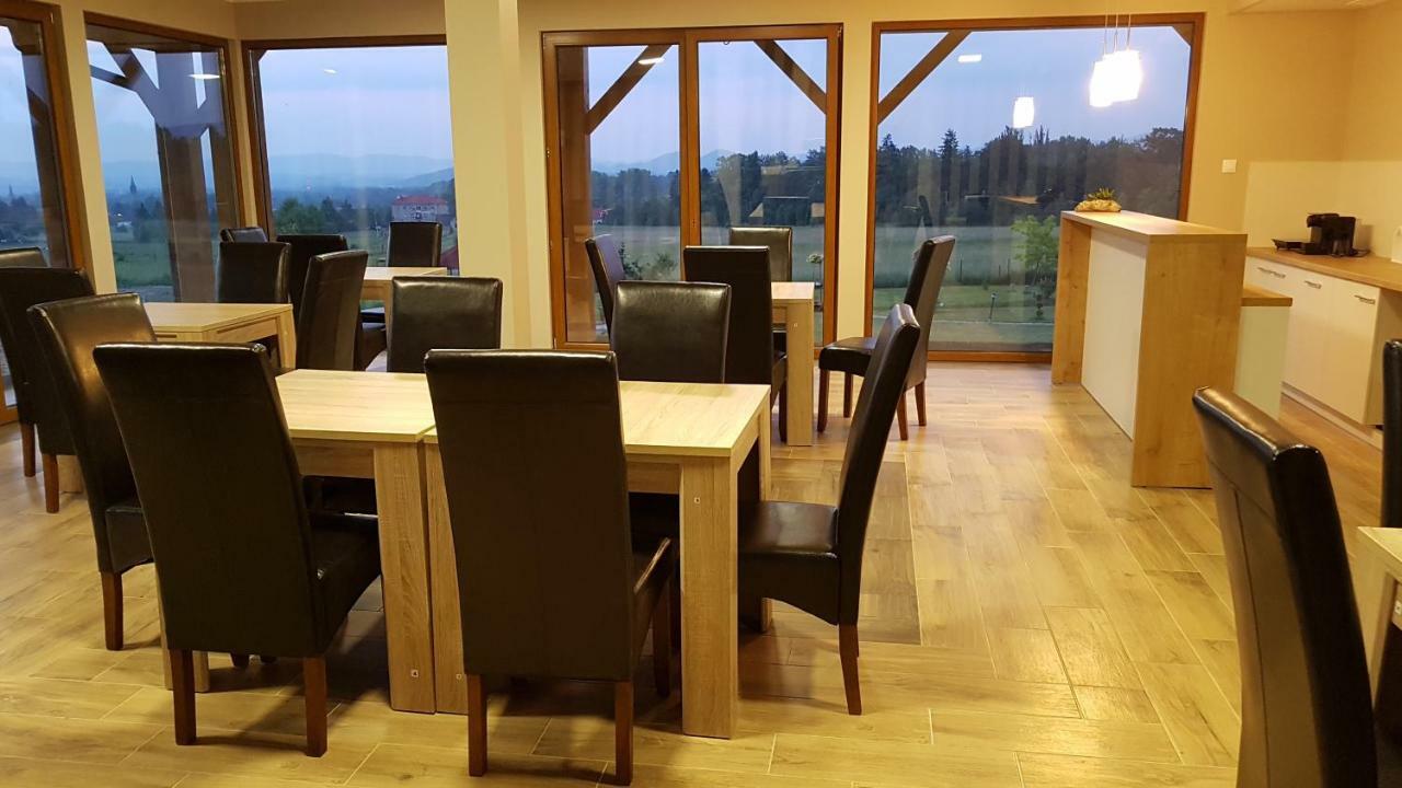 B&B Dom Z Bali Miłków Esterno foto