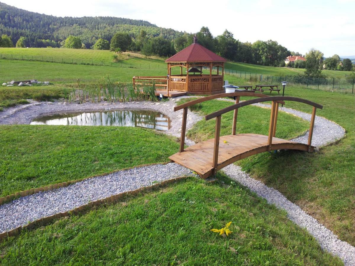 B&B Dom Z Bali Miłków Esterno foto